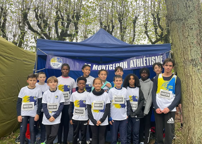 You are currently viewing Cross de Mennecy : Premiers foulées dans la boue POUR nos jeunes !